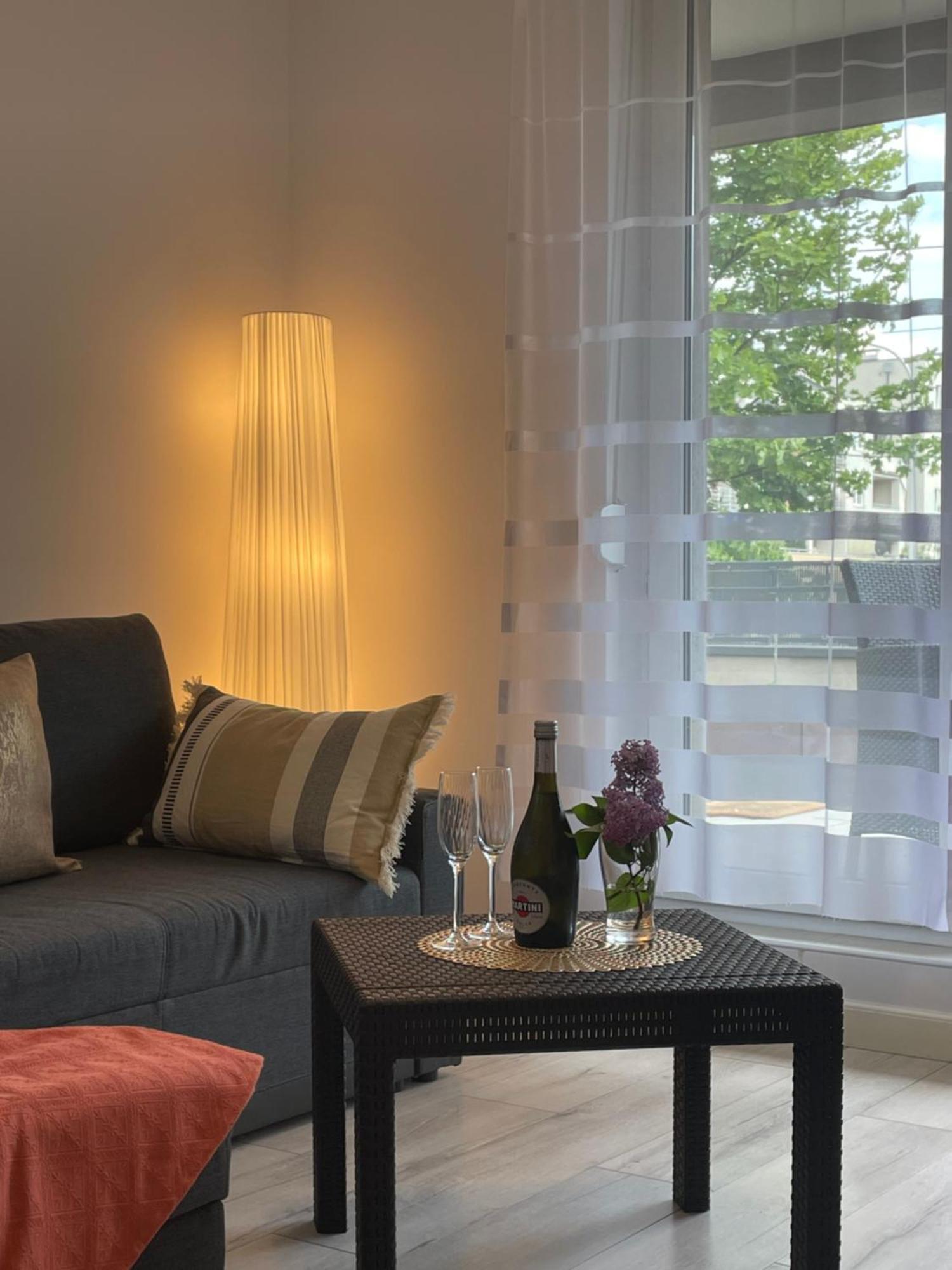 - W Domu - 70m2 Rynek 6,5km Апартаменти Вроцлав